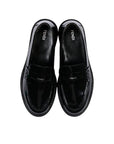 Mocassino in pelle nero con stampa logo Fendi a contrasto