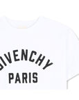 T-shirt bianca con logo patch logo Givenchy cucito a contrasto