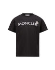 T-shirt nera con logo classico Moncler a contrasto