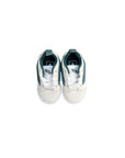 Scarpe panna con dettagli verdi a contrasto Vans