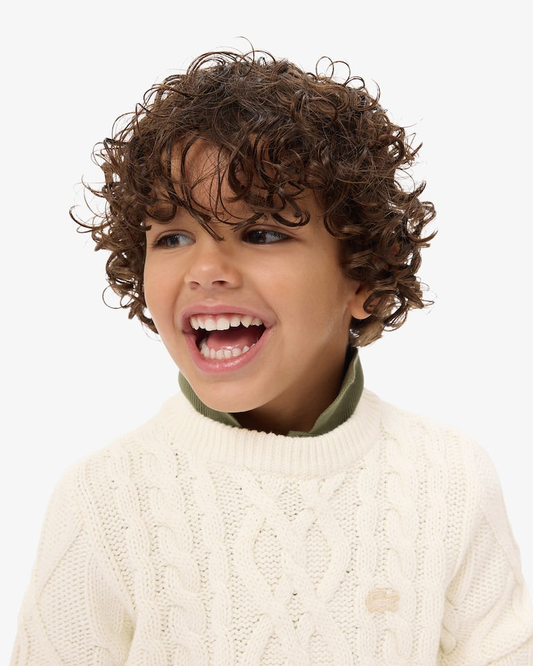 Maglione bianco ad intarsio con trecce e logo Lacoste