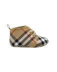 Scarpa culla beige con stampa check Burberry
