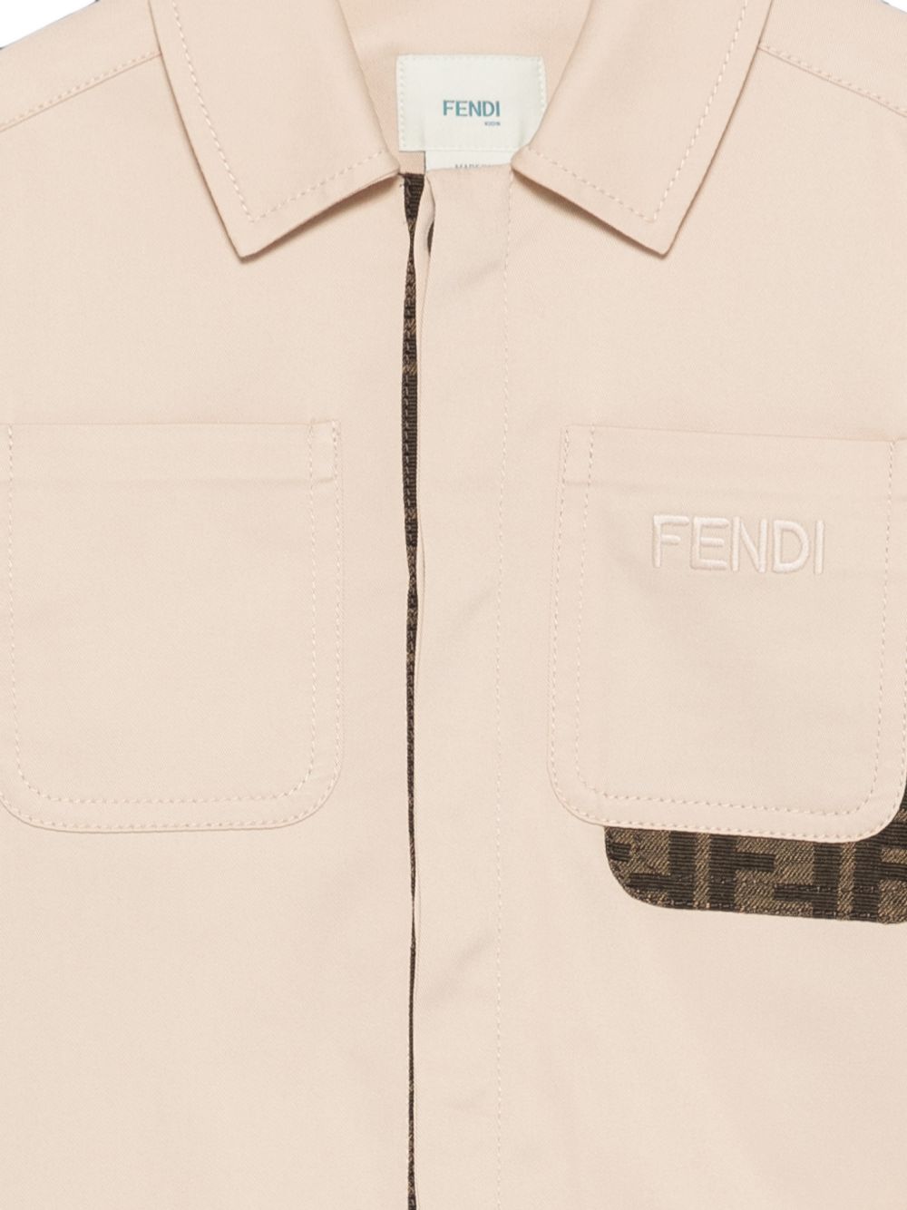 Giacca camicia beige con dettagli logo Fendi