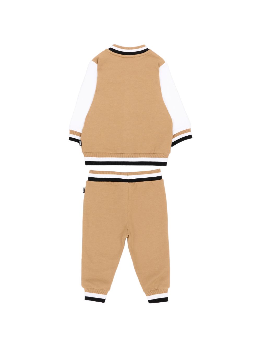 Completo tre pezzi marrone con dettagli logo Boss