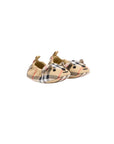 Scarpa culla beige con fantasia check Burberry