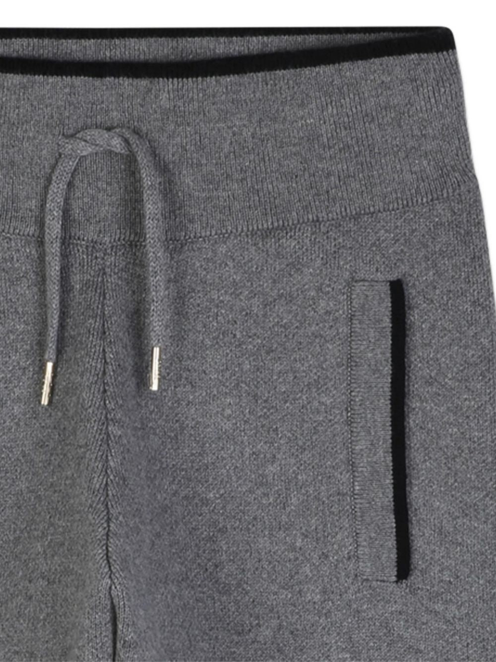 Pantalone grigio con logo Chloè cucito a contrasto