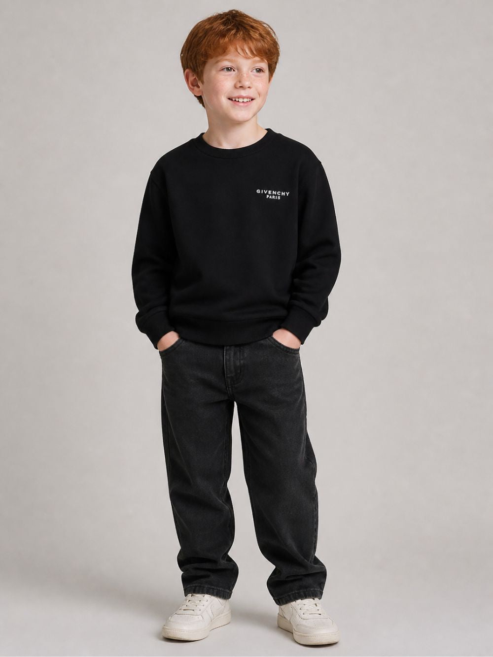Felpa nera girocollo con stampa logo Givenchy a contrasto