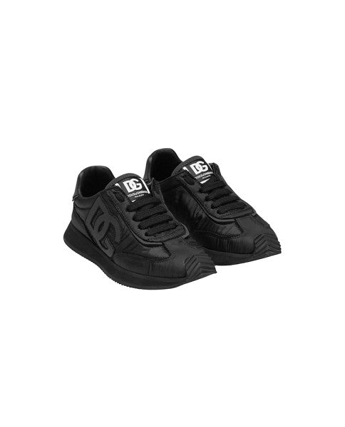 Scarpe nere con applicazione logo Dolce &amp; Gabbana