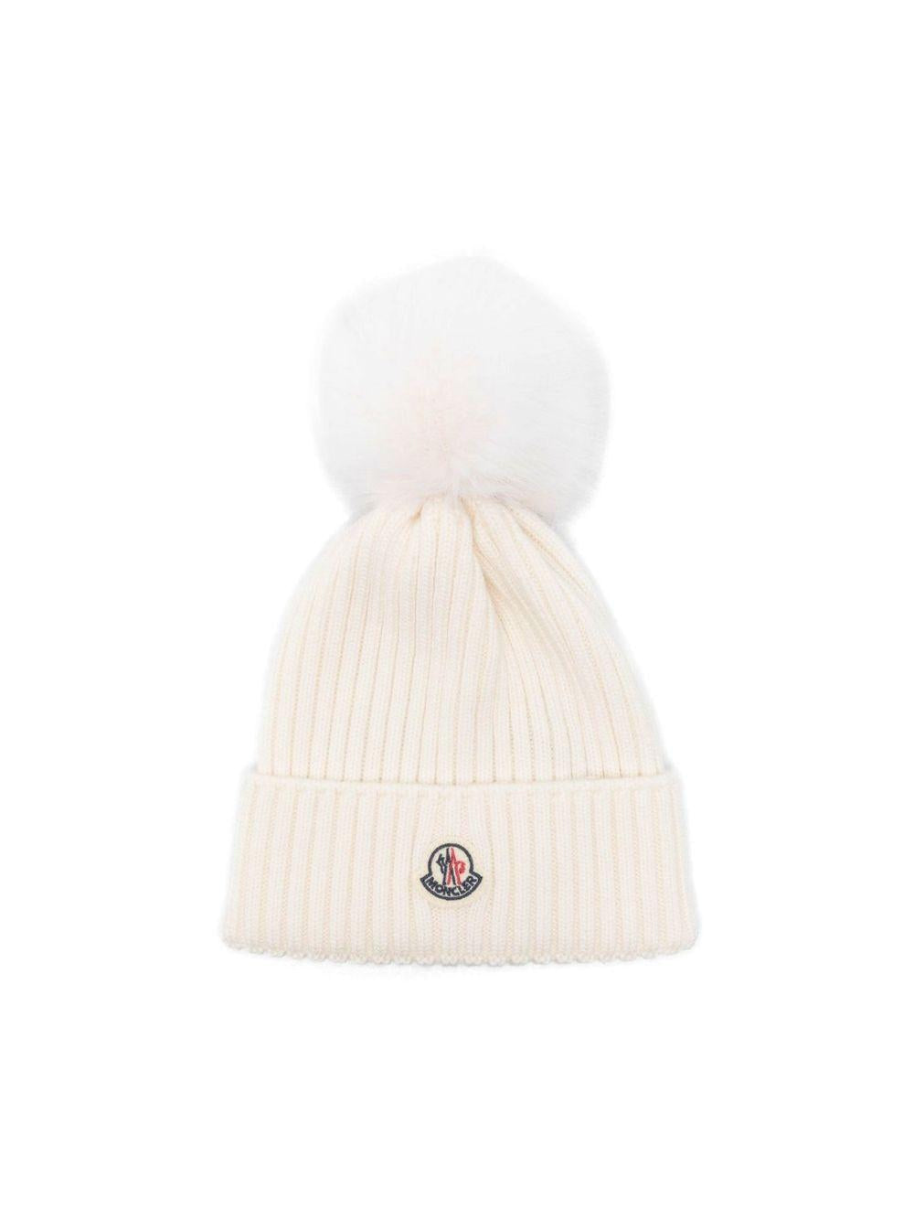Cappello bianco con pompom e patch logo Moncler